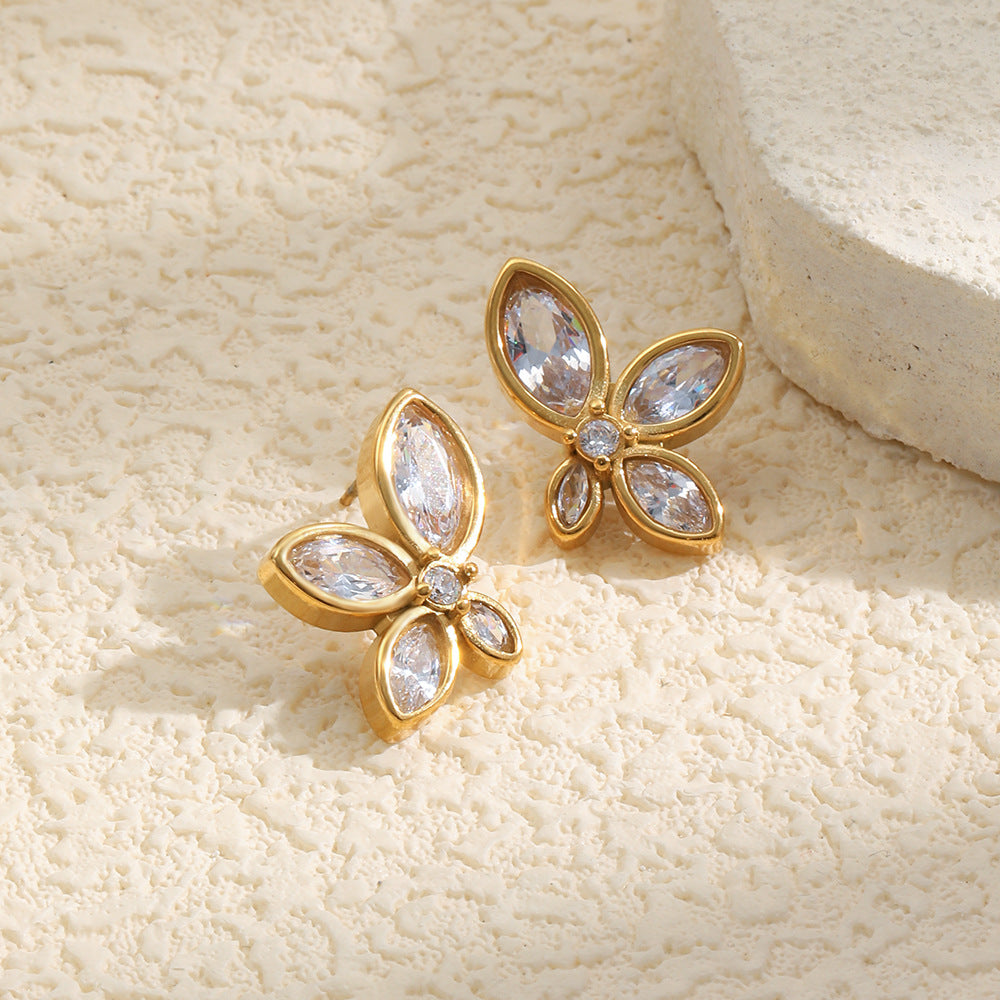 Orecchini a perno con fiori eleganti e minimalisti in acciaio inossidabile placcato oro 18 carati con zirconia cubica da donna