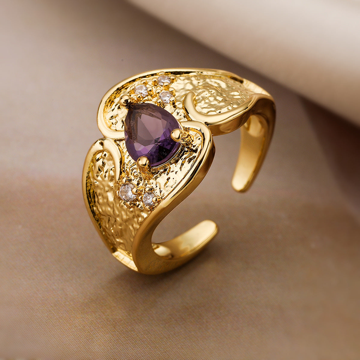 Minimalist Irregular Geometric Copper Ring with Gold Plating and Zircon Inlay for Women