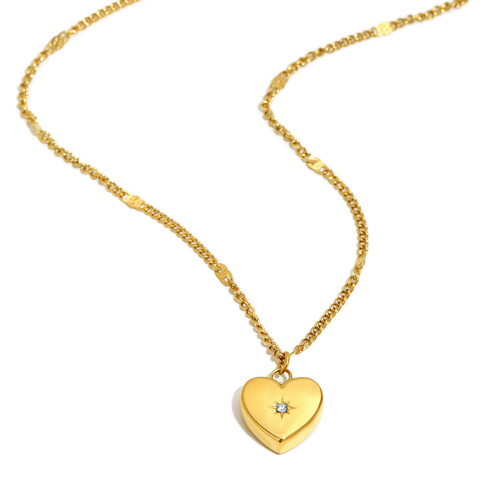 Collar Minimalista de Acero Inoxidable en Forma de Corazón con Baño de Oro de 18K y Detalles de Mini Circonitas para Mujer