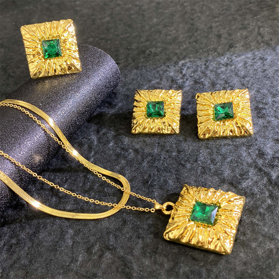 Set collana vintage geometrica a doppio strato placcata oro 18K in acciaio al titanio con strass intarsiati, catena a lama, gioielli unisex