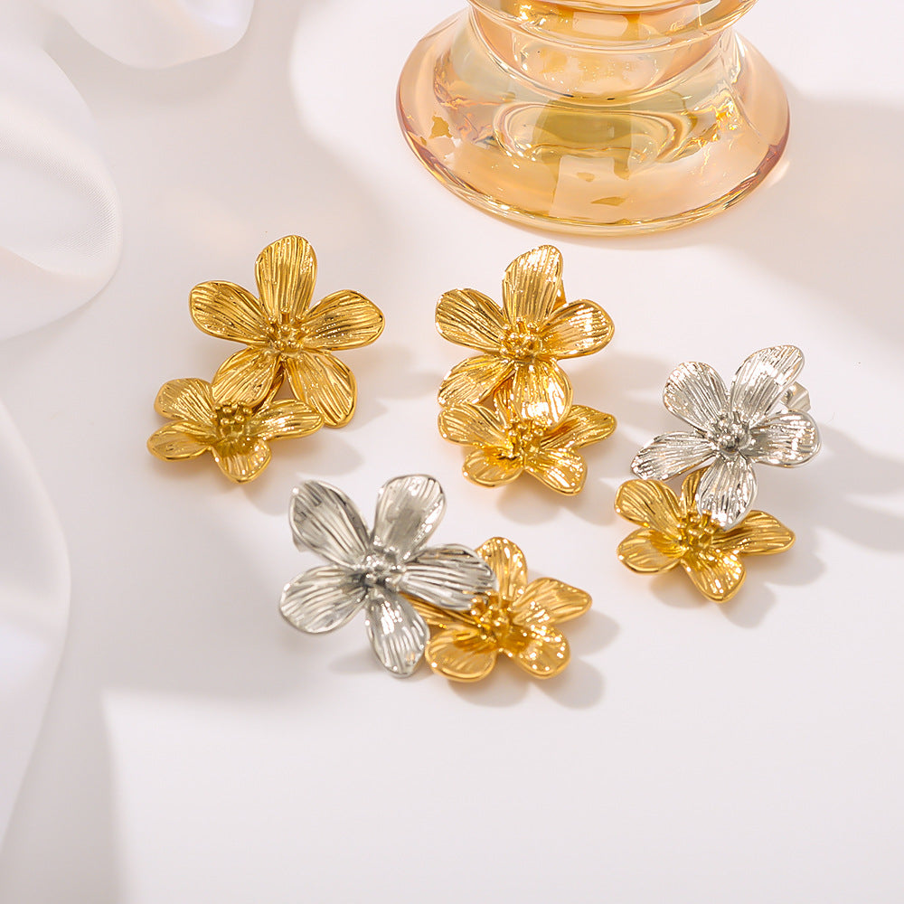Orecchini pendenti con fiore e nappa in acciaio inossidabile placcato oro 18 carati, stile vintage francese