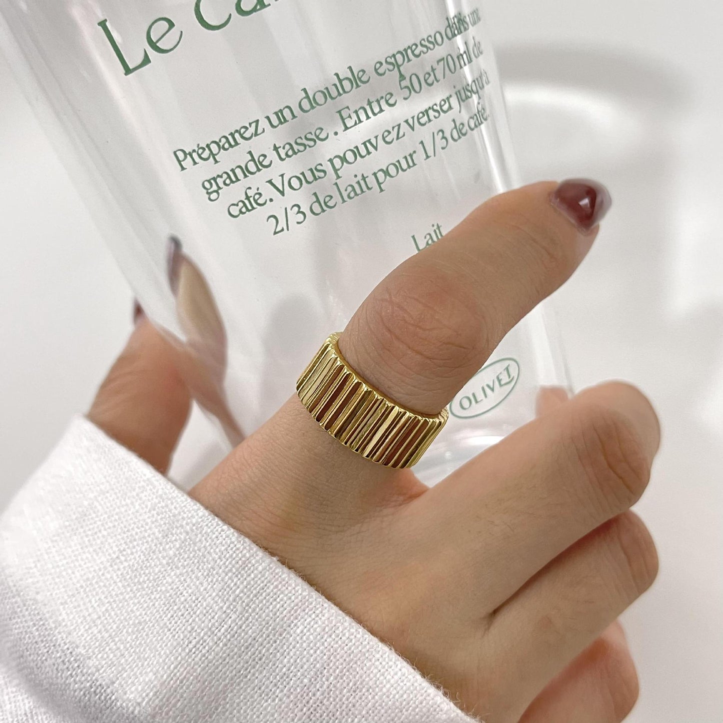 Minimalist Gear-Shaped S925 Sterling Silver Ring for Women with Linear Design and Step Pattern