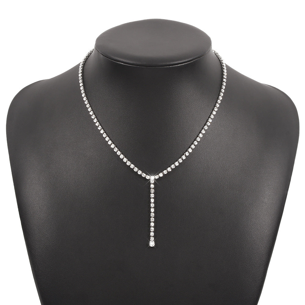 Cadena con diseño geométrico en forma de "Y", dulce y atrevido, con cuerpo de aleación y acabado galvanizado para mujer