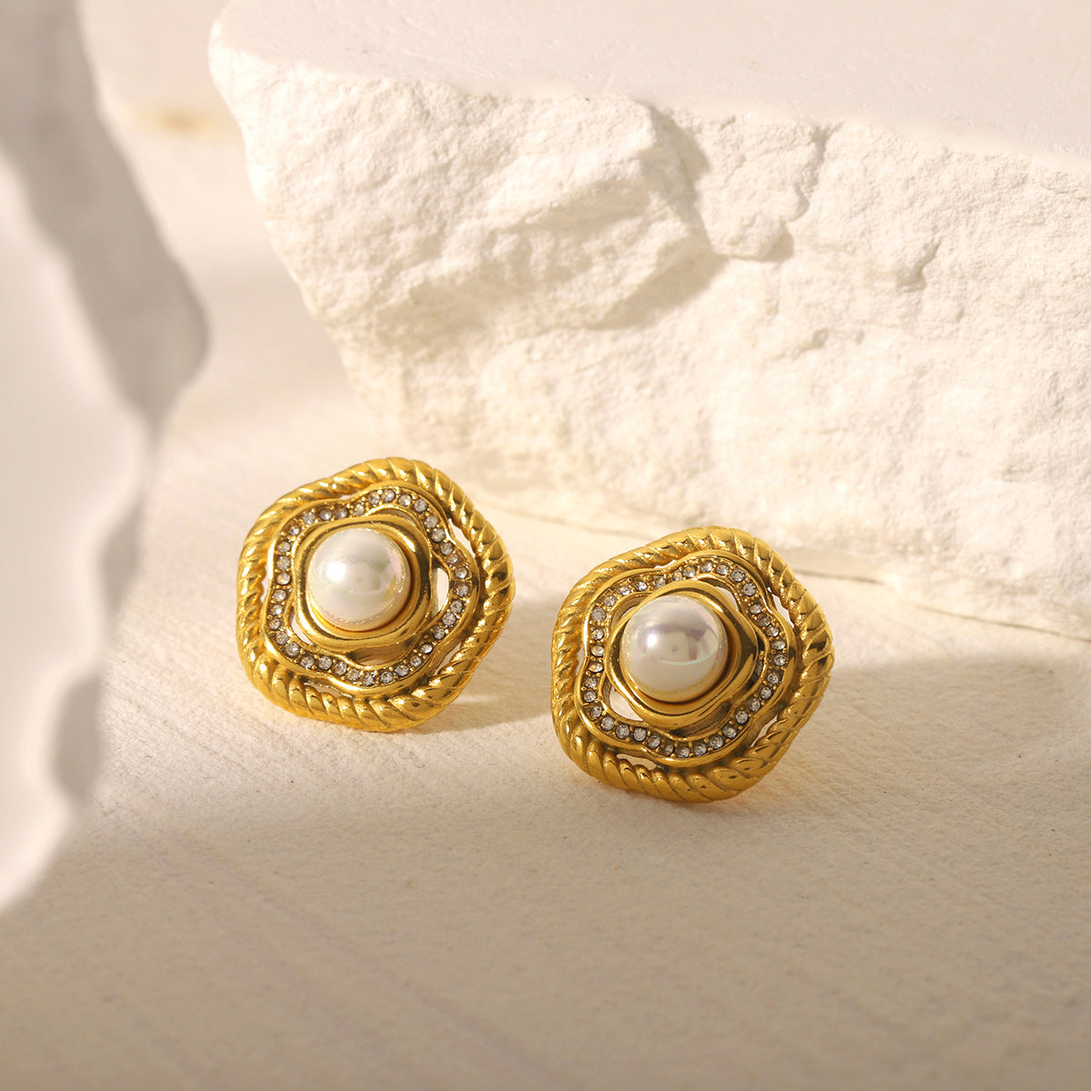 Vintage French Style 18K Gold Plated Stainless Steel Floral Geometric Pearl Rhinestone Earrings for Women