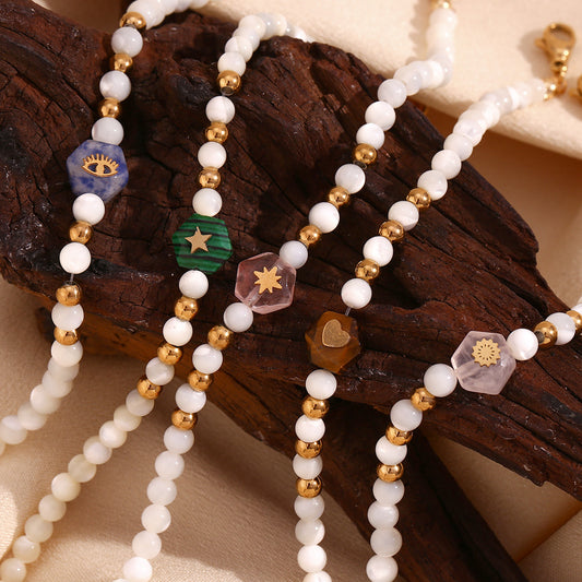 Pulsera Minimalista de Acero Inoxidable con Cuentas Hexagonales, Concha de Nácar Blanca y Piedra Natural para Mujer
