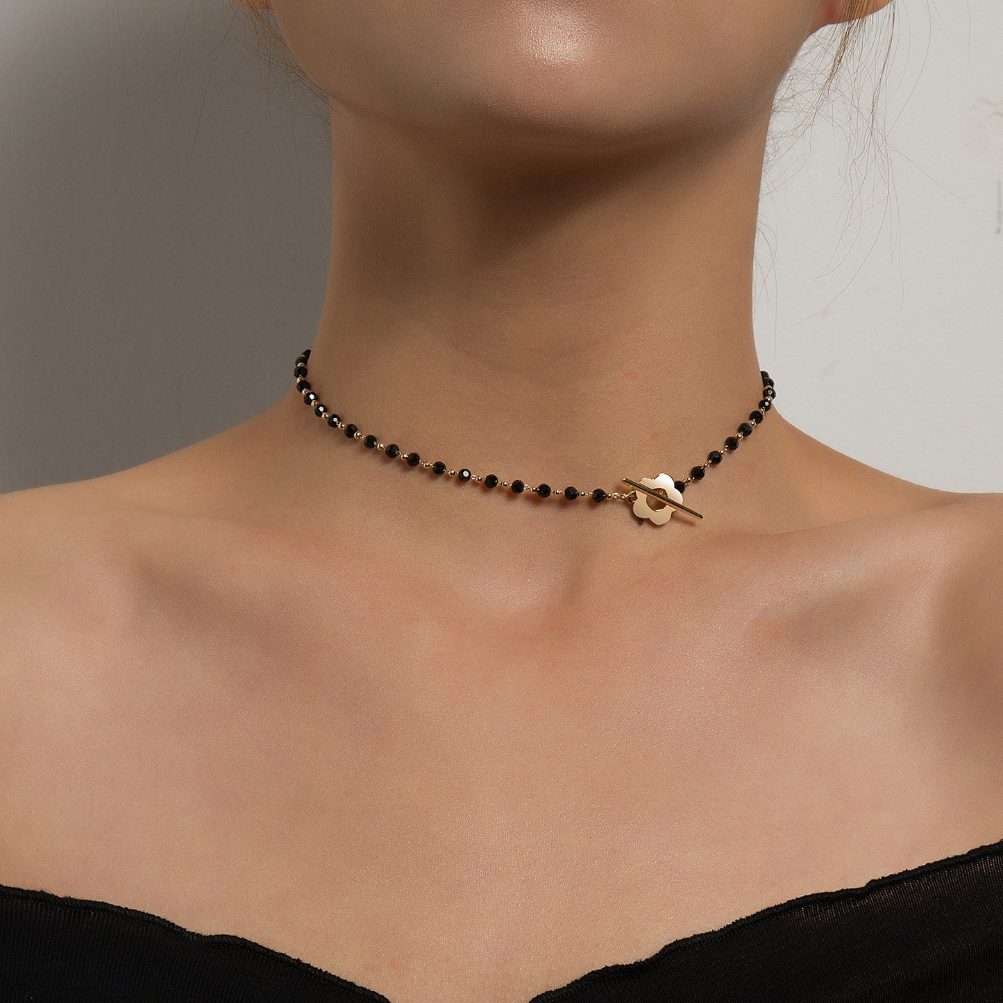 Minimalist Floral Rhinestone Alloy Necklace, Plated Regular Chain, Fashion Casual Jewelry for Women