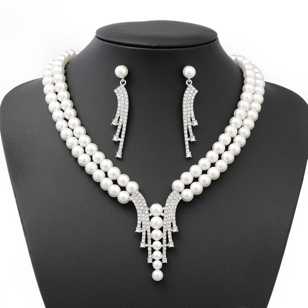 Minimalist Pearl Necklace Set with Rhinestone Pendant, Round Glass Pearls, Plated Finish, Snake Chain Style for Women