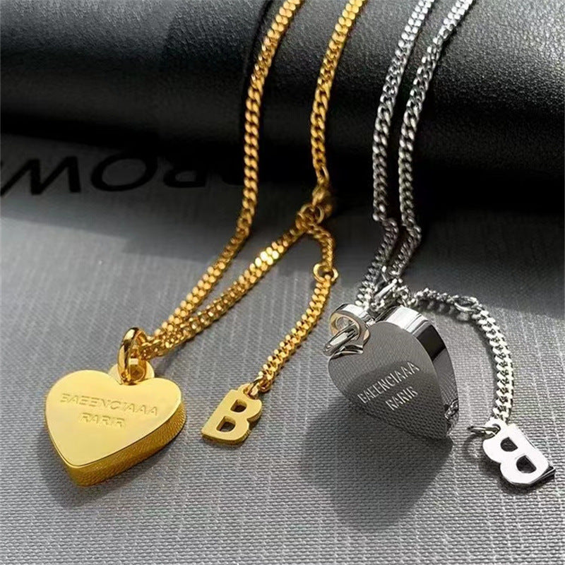 Minimalist Luxe Heart-Shaped Titanium Steel Necklace for Women with Gold Plating and Cross Chain Design