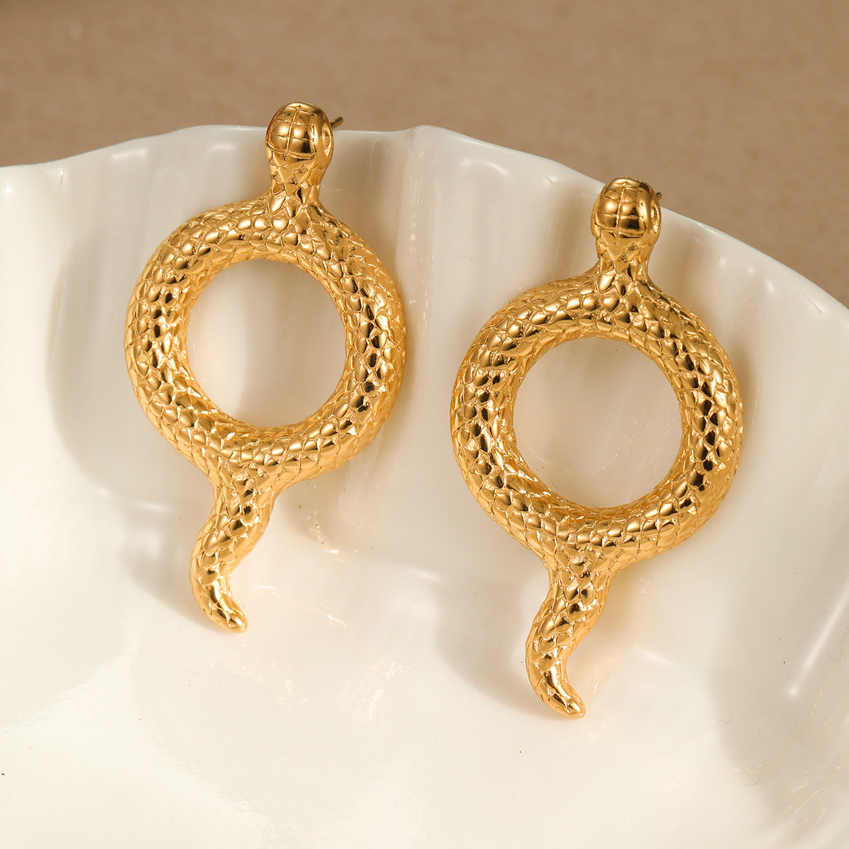 Fashionable Geometric and Animal-Shaped Stainless Steel Snake-Style Earrings with 18K Gold Plating Waterproof Minimalist Women's Ear Jewelry