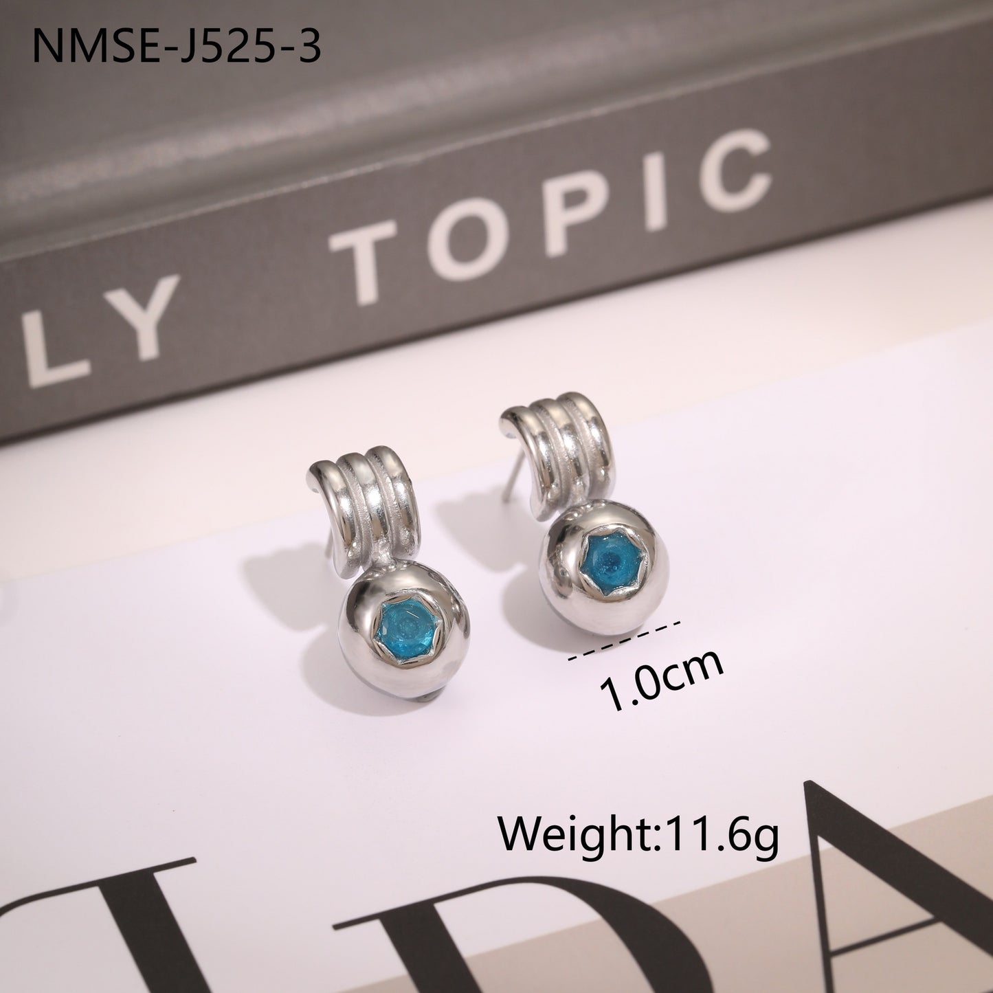 Orecchini geometrici in acciaio inossidabile con placcatura in oro 18 carati e intarsi in zirconi colorati per donna