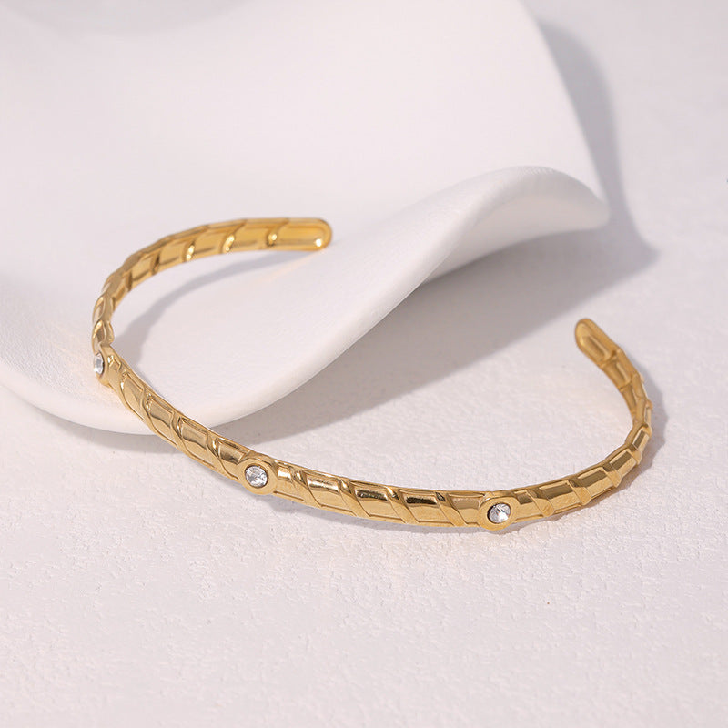 Bracciale a Polsino Aperto Geometrico Rotondo in Acciaio Inossidabile Placcato Oro 18K Minimalista