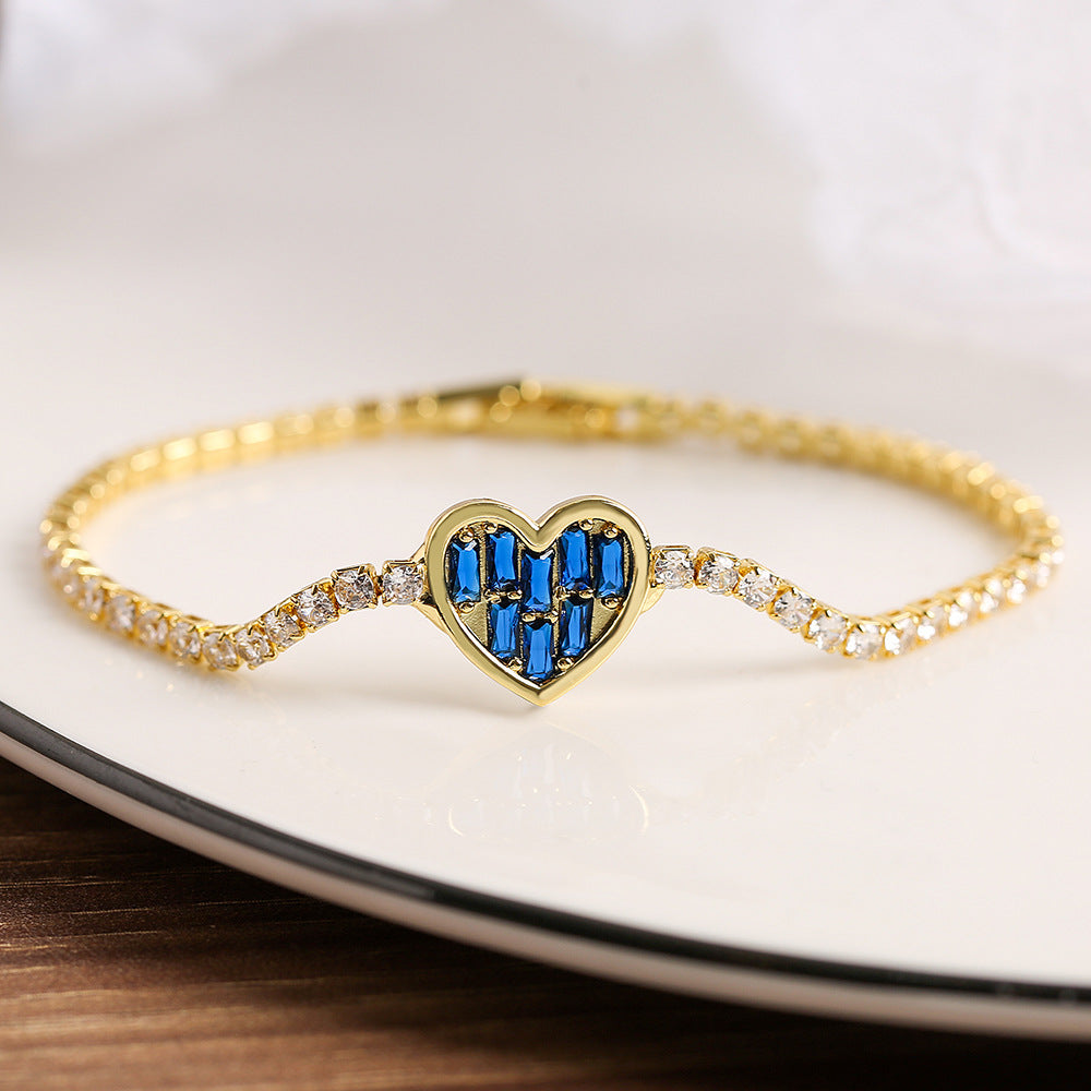 Bracciale minimalista a cuore in rame con zirconi cubici da donna, design geometrico, accessorio di moda di ispirazione lussuosa