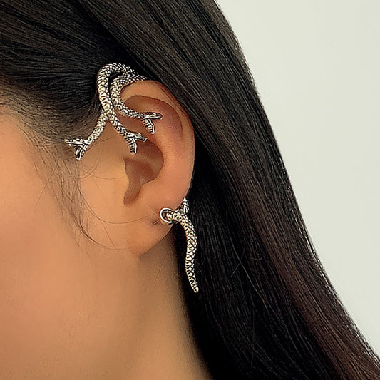 Pendientes de tuerca de aleación con forma de serpiente geométrica vintage para mujer con acabado chapado