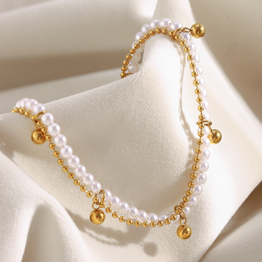 Elegante Collana a Pendente Geometrica Minimalista di Ispirazione Francese in Acciaio Inossidabile con Placcatura in Oro 18K e Perle Imitazione su Catena a Doppio Strato