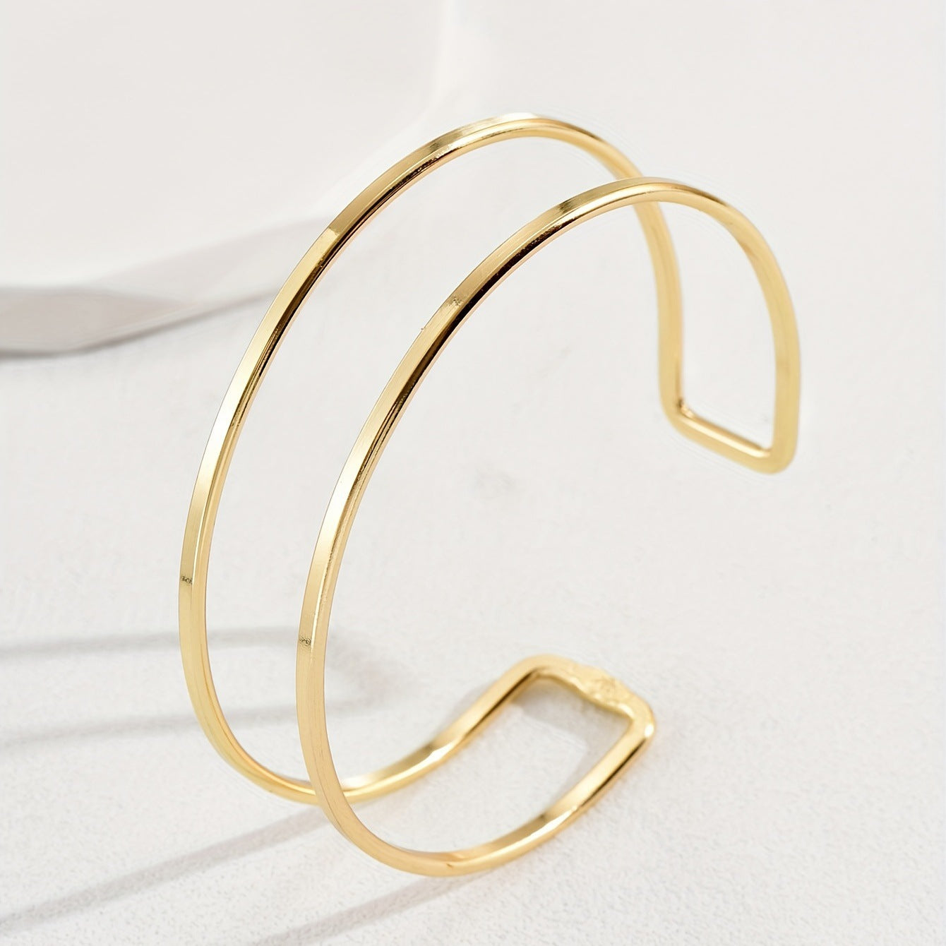 Pulsera Larga Irregular Estilo Lujoso para Mujer Brazalete Abierto Ajustable Hecho de Aleación de Zinc con Acabado Galvanizado
