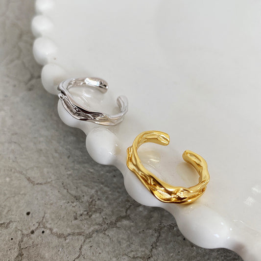 Dulce Anillo Minimalista Irregular Texturizado de Plata de Ley 925 para Mujer