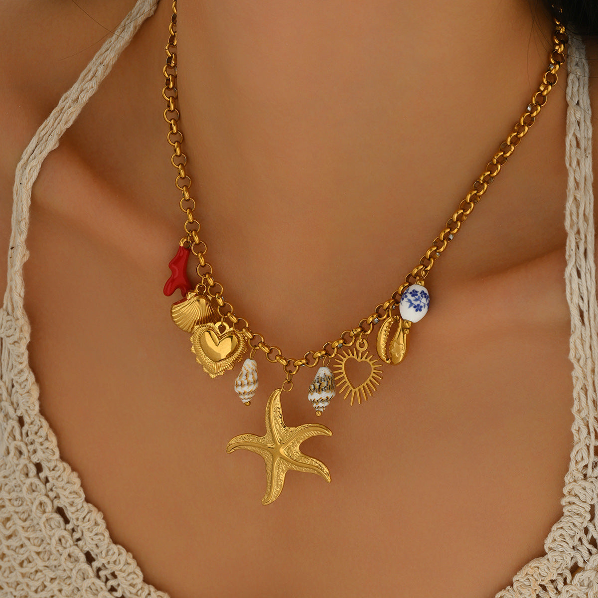Collar con colgante geométrico de estrella de mar y concha en aleación con acabado chapado para mujer