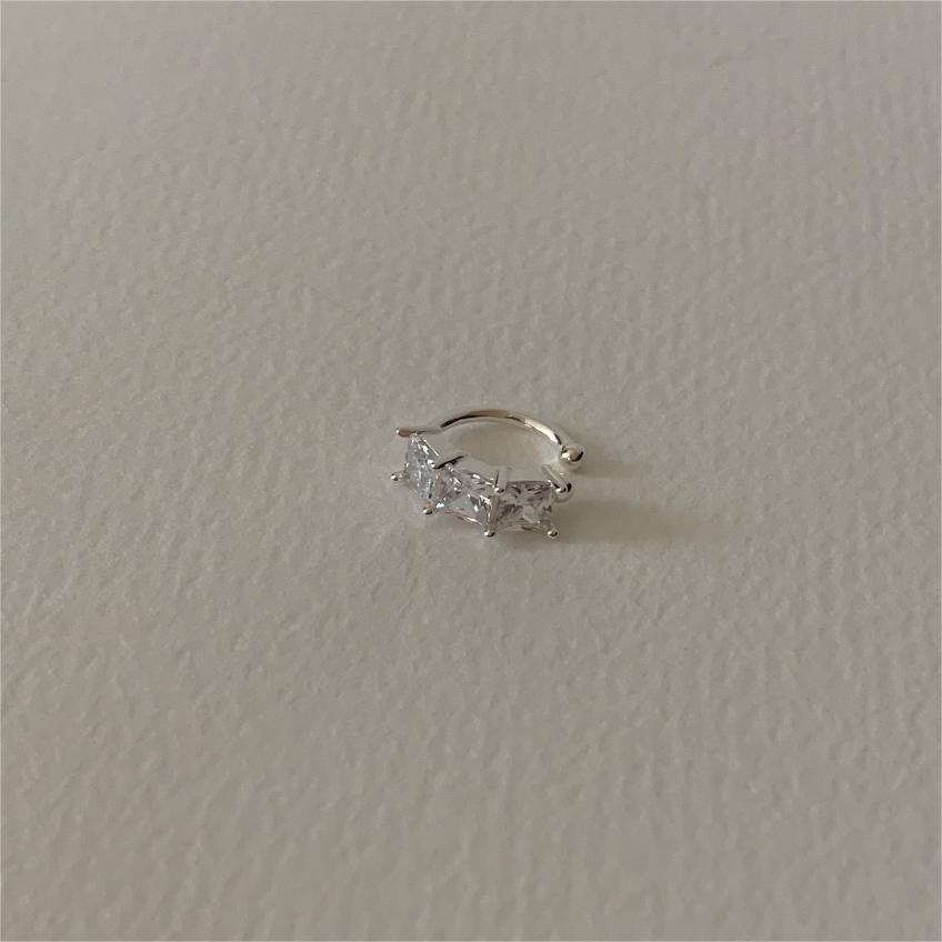Orecchini a Clip Minimalisti a Forma di Lettera in Argento Sterling 925 con Intarsi di Strass e Finitura Lucida