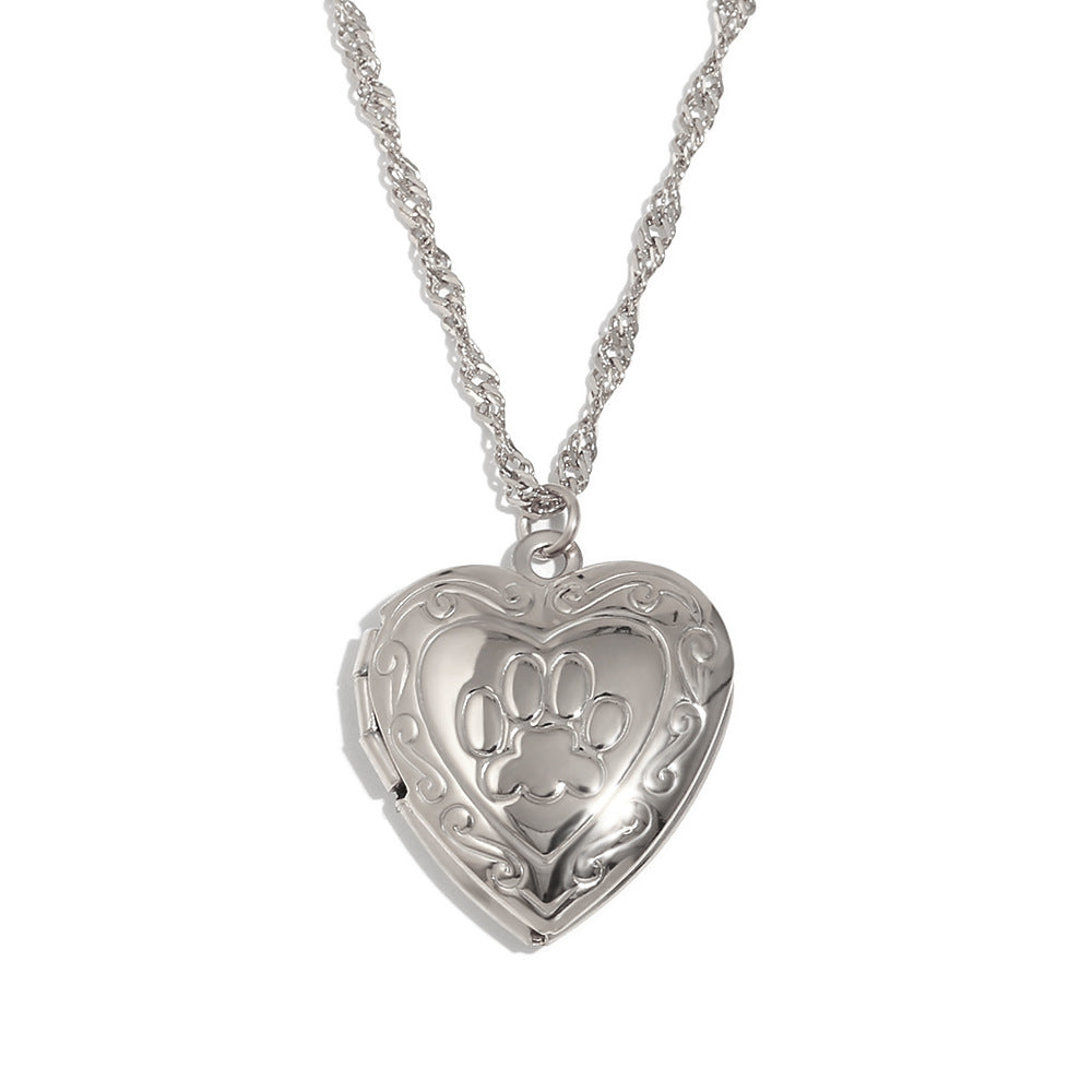 Geometric Vintage Pendant Necklace for Women Stainless Steel with 18K Gold Plating Heart-Shaped Photo Locket