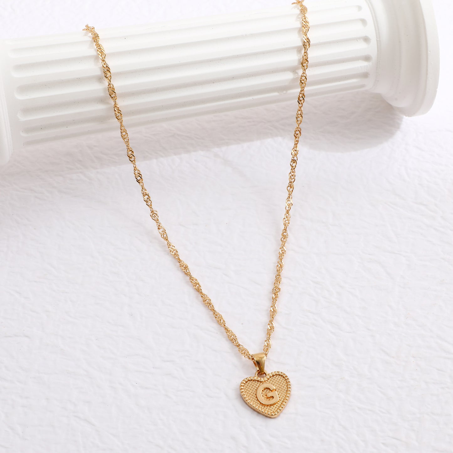 Minimalist Heart Letter Zinc Alloy Plated Necklace Singapore Chain Women