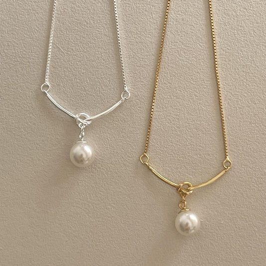 Collar de perlas con nudo estilo coreano minimalista de plata de ley 925 con acento geométrico