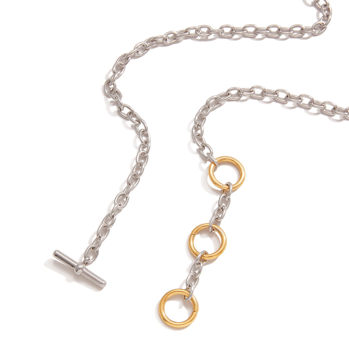 Collana girocollo minimalista geometrica in acciaio inossidabile da donna con ciondolo in acciaio al titanio placcato su catena a maglie cubane