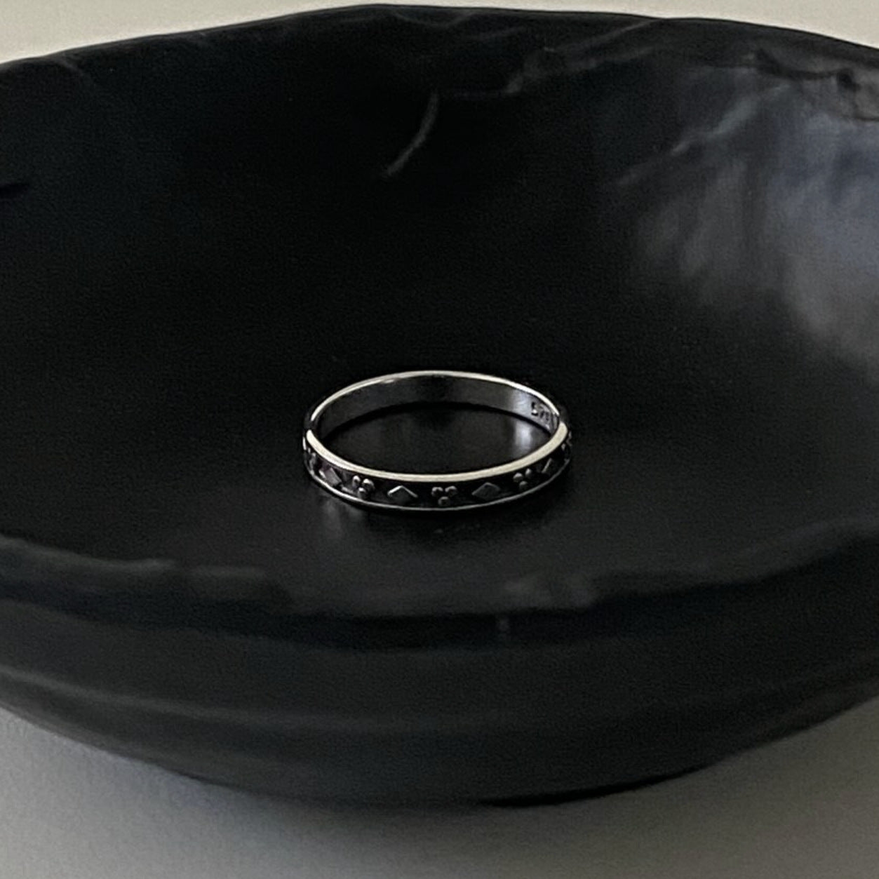 Anello Vintage Minimalista da Donna in Argento Sterling 925 con Motivo Floreale a Croce