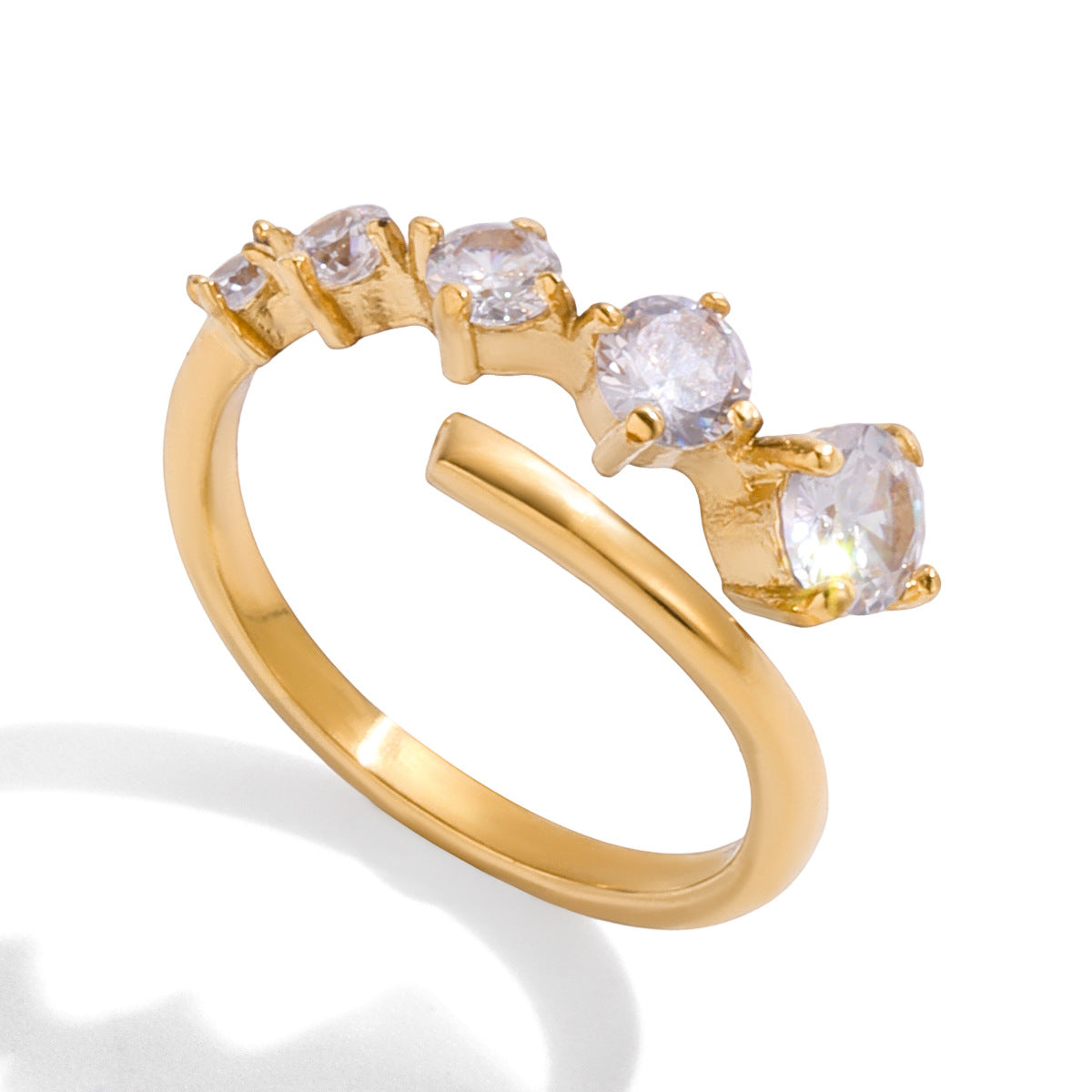 Anello geometrico da donna in acciaio al titanio con intarsio in strass e finitura placcata