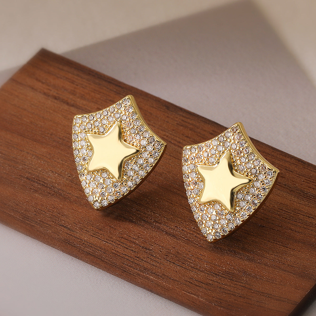Minimalist Heart-Shaped Gold-Plated Copper Stud Earrings with Zircon Accent for Women