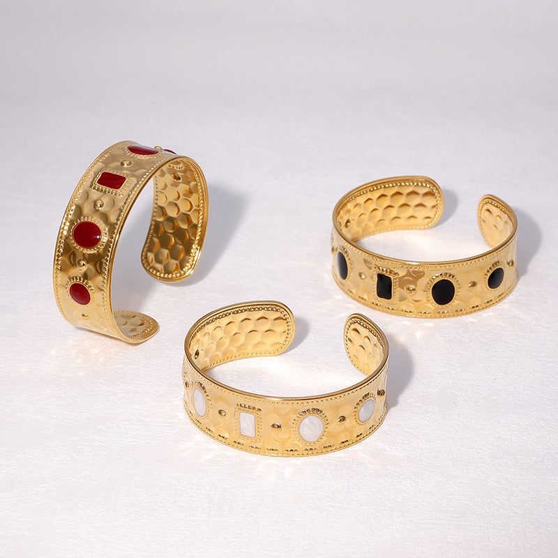 Luxury Vintage-Inspired Irregular Shape Stainless Steel Bracelet for Women with 18K Gold Plating and Enamel Finish