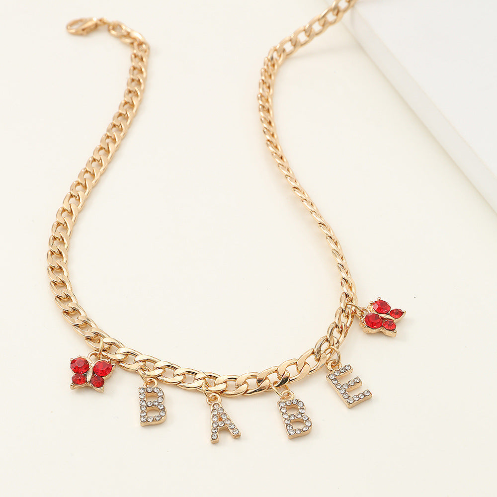 Collar de letras de mariposa minimalista para niñas, gargantilla con colgante de aleación y cadena de serpiente, longitud ajustable