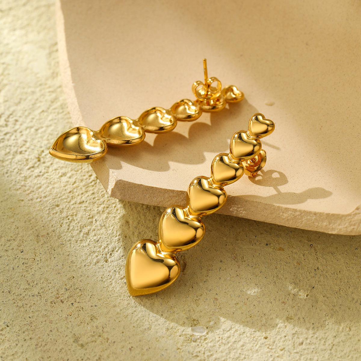 Pendientes de acero de titanio con forma de corazón estilo INS con borlas, chapados en oro de 18 quilates, joyas de mujer modernas y elegantes