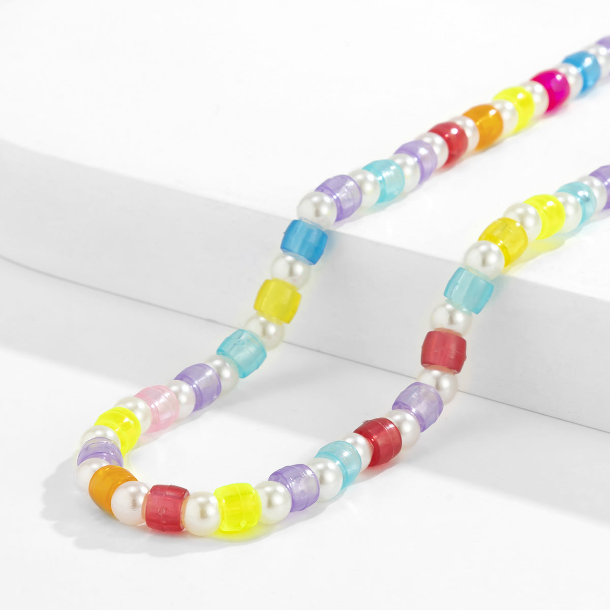 Collana Minimalista Geometrica di Perline in Resina Plastica con Perline Rotonde e Opzioni di Stile a Strati