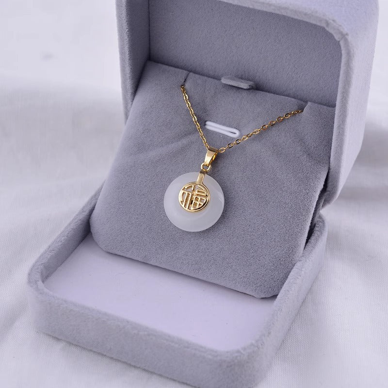 Collana pendente con carattere Fu, minimalista Feng Shui, in acciaio al titanio con intarsio in rame placcato oro su catena a O, da donna