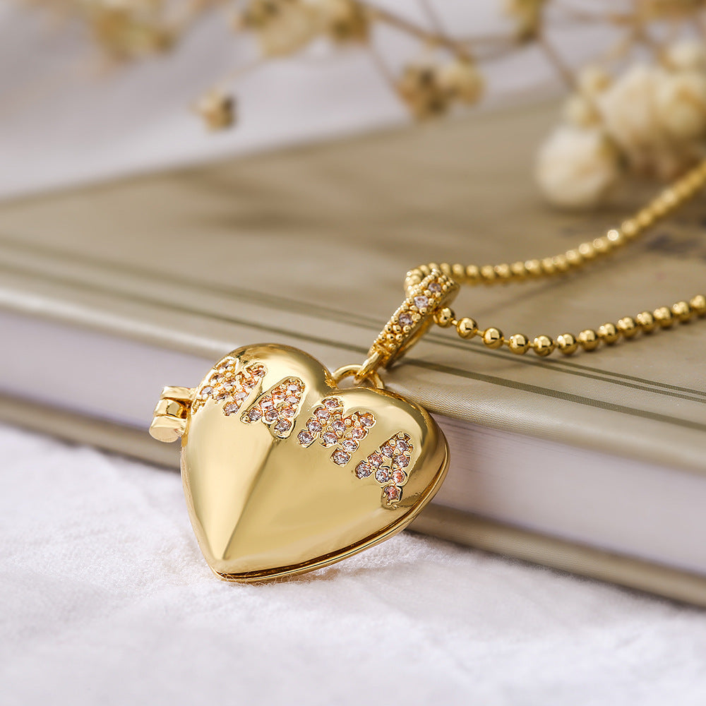 Collana con pendente a cuore minimalista in rame per donna, con portafoto e design in stile vintage per la clavicola