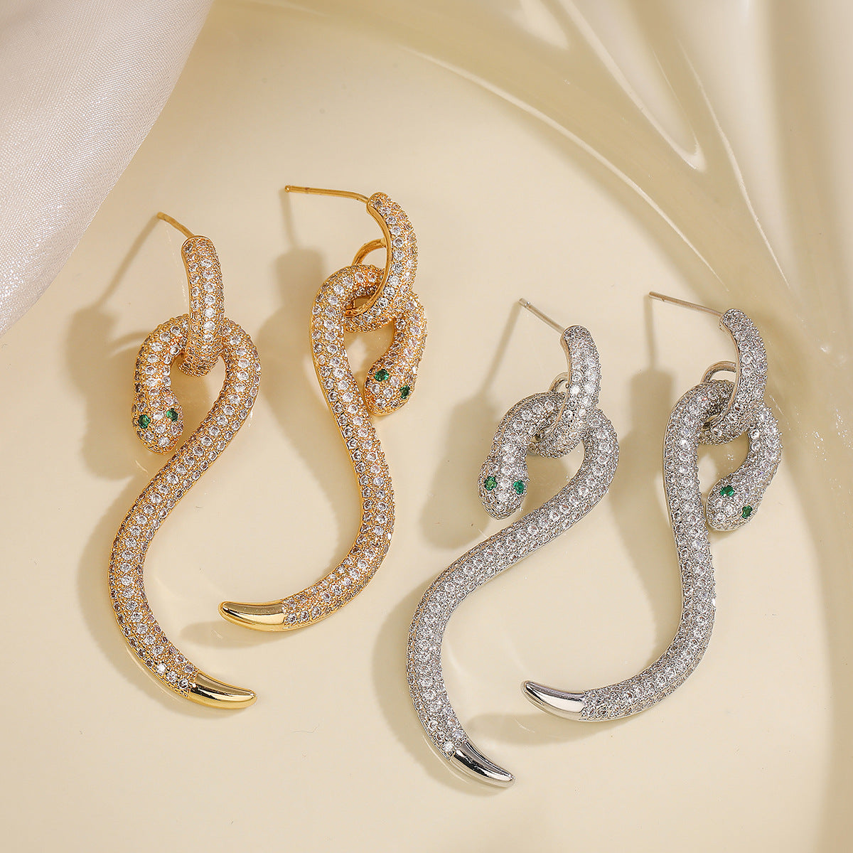 Fashionable Minimalist Snake-Shaped Geometric Earrings for Women with Copper Base and 18K Gold Plating, Micro-Paved Zirconia