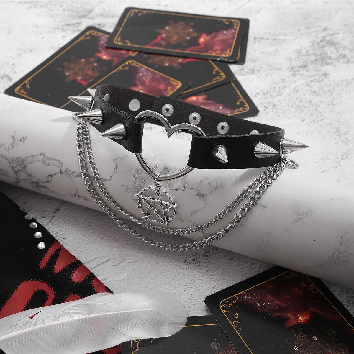 Punk Gothic Heart Alloy Pendant Leather Choker Necklace with Rivets for Women