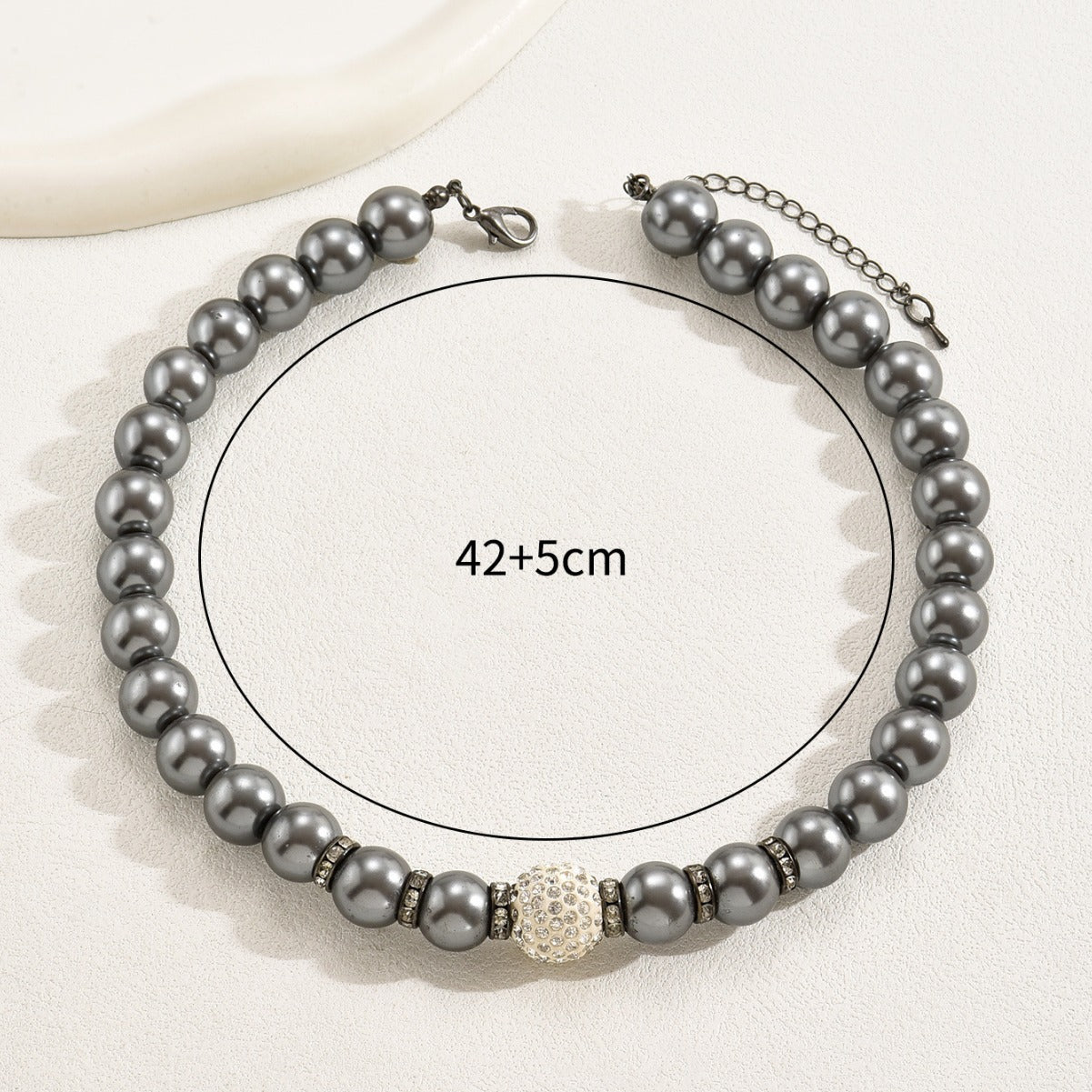 Geometric Pearl Necklace with Zircon Inlay for Women in Deep Gray Tone, Adjustable Clavicle Chain with Mother-of-Pearl Pendant