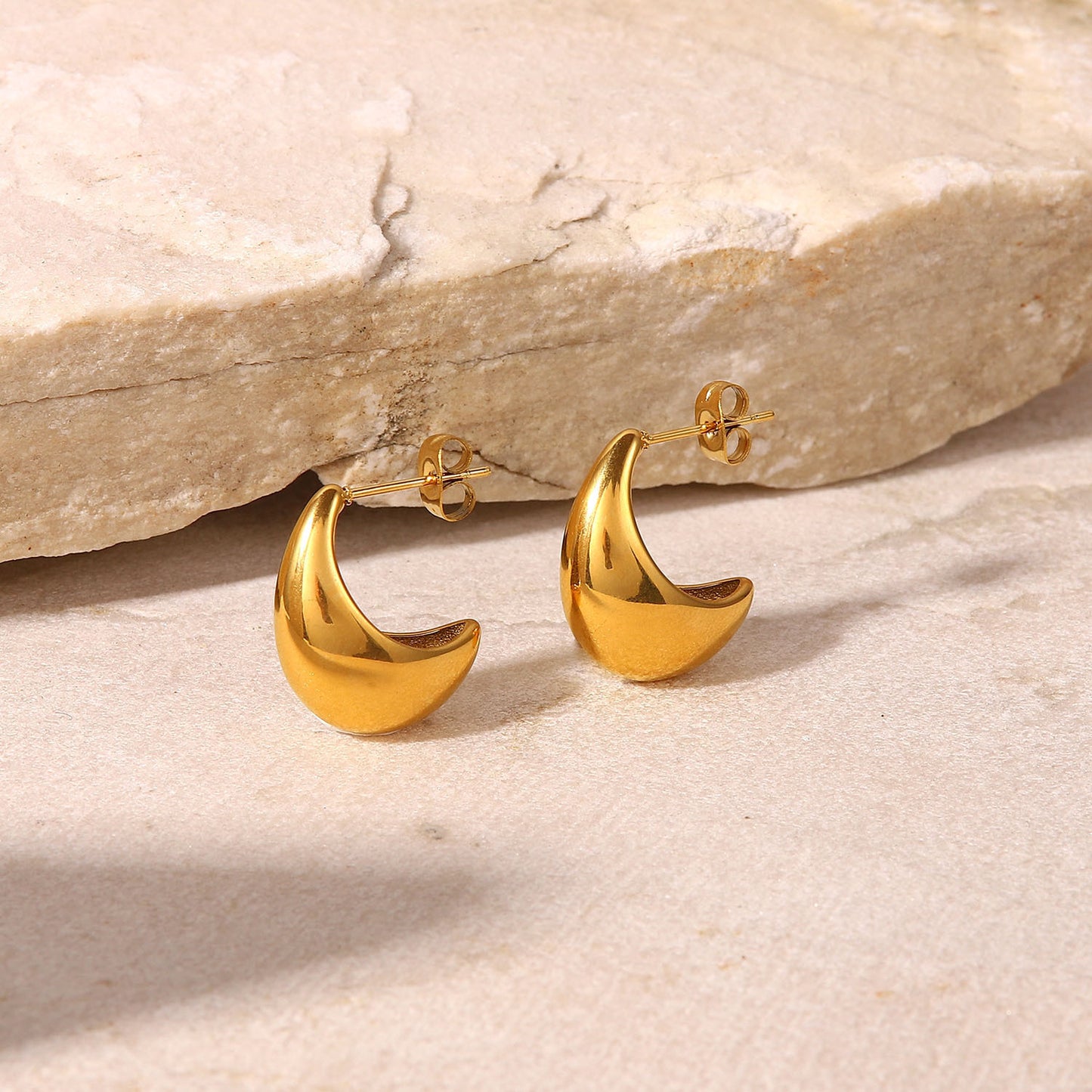 Orecchini a cerchio geometrici in acciaio inossidabile con placcatura in oro PVD 18K, design liscio e cavo, gioielli per l'orecchio alla moda e minimalisti