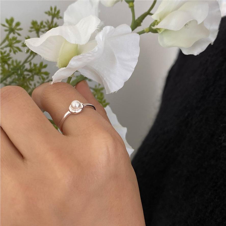 Minimalist Heart-Shaped 925 Sterling Silver Ring with Pearl Inlay for Women