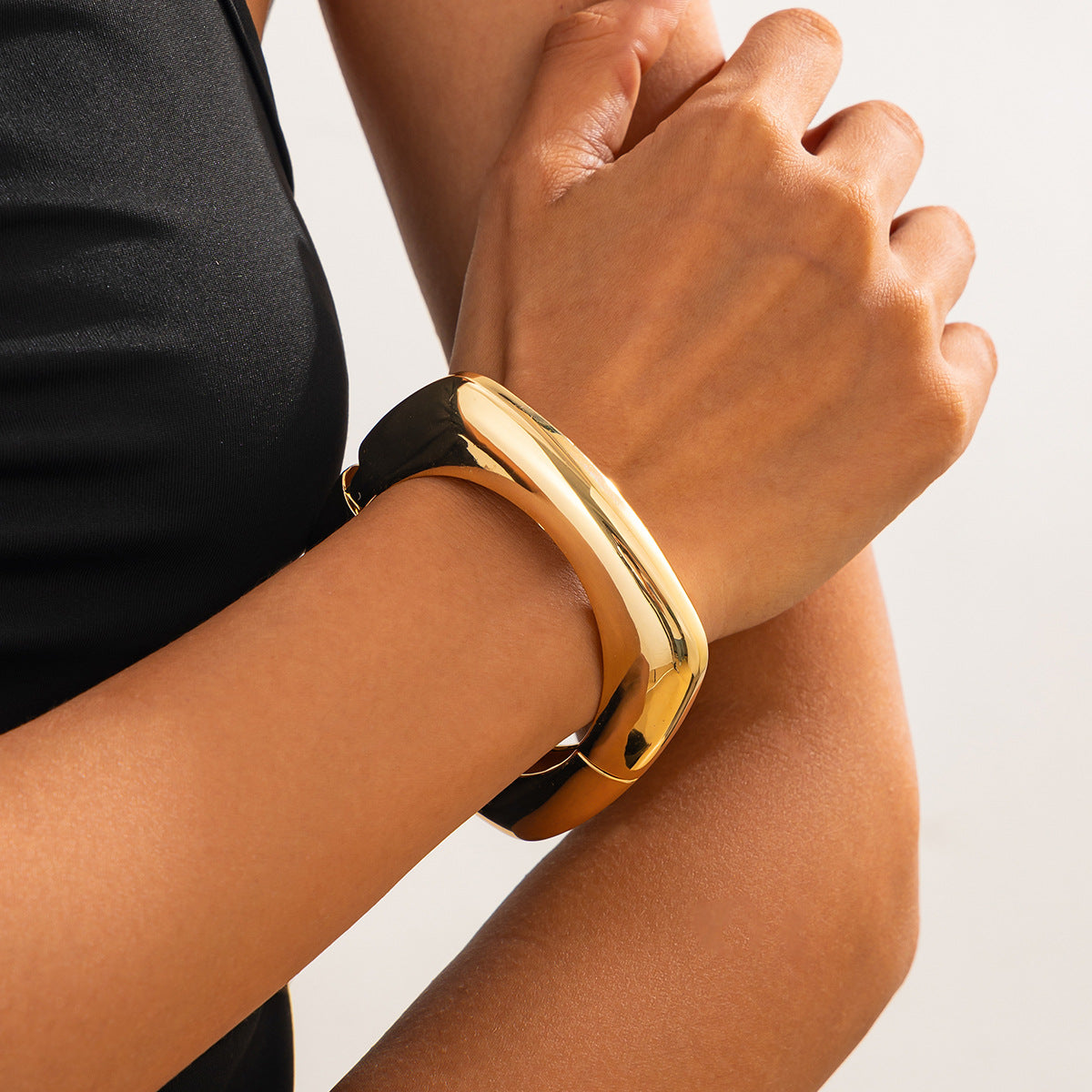 Fashion Geometric Square Plated Zinc Alloy Wide Cuff Bracelet Set