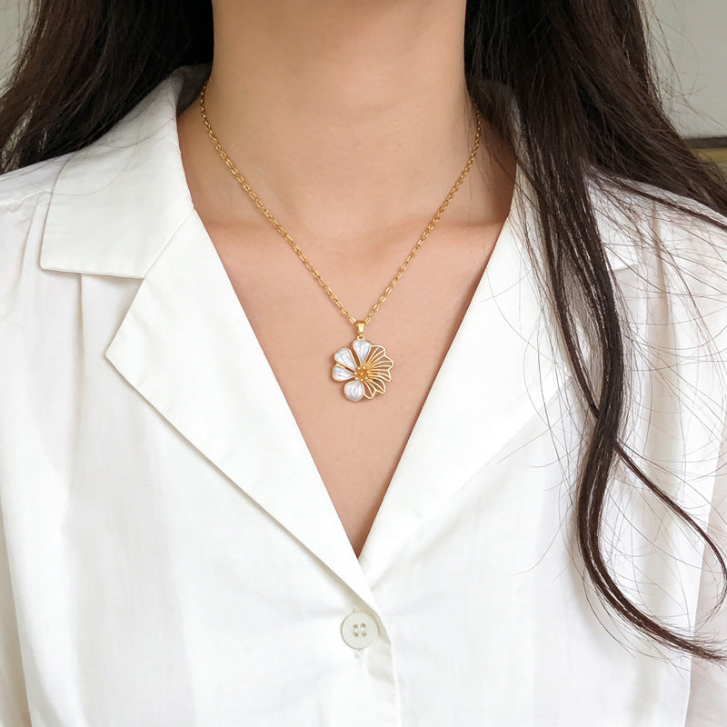 Sweet Elegant Floral Drip Oil Rhinestone Pendant Necklace Titanium Steel Cable Chain