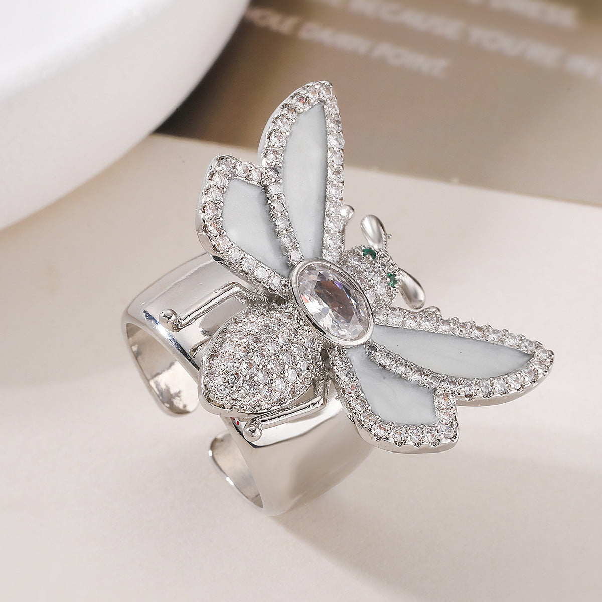 Minimalist Elegant 18K Gold Plated Brass Geometric Micro-Inlaid Cubic Zirconia Bee Open Ring for Women