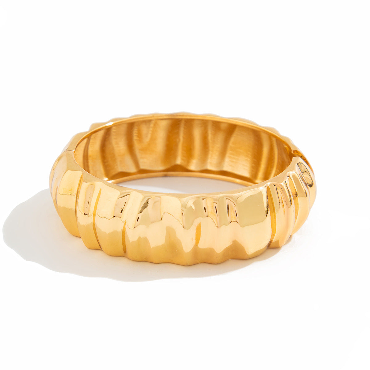 Pulsera de aleación ondulada irregular estilo punk con perlas de imitación para mujer