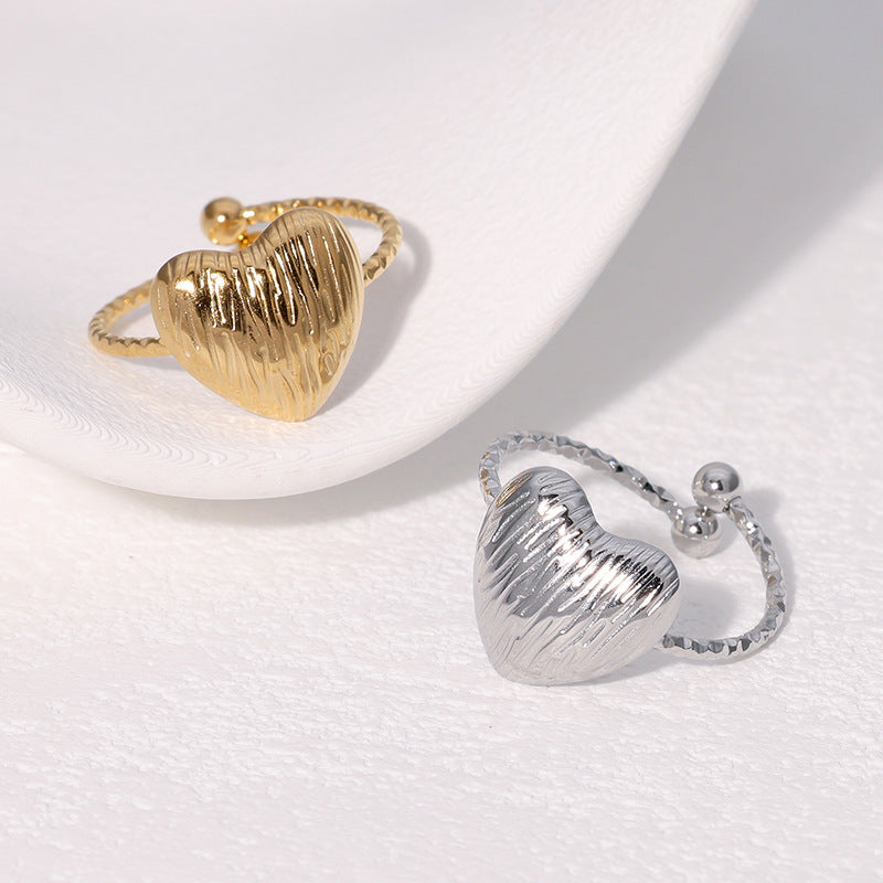 Luxury Minimalist Heart-Shaped Stainless Steel Ring with 18K Gold Plating for Women