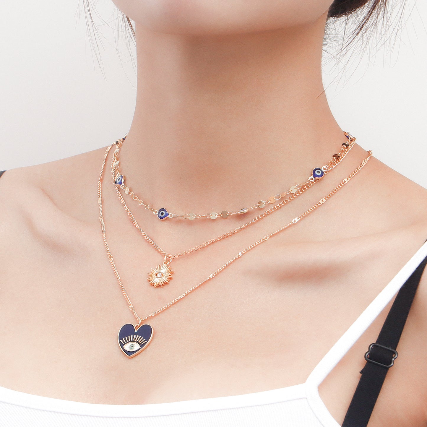 Minimalist Geometric Evil Eye Pendant Necklace for Women with Alloy Chain and Electroplated Finish