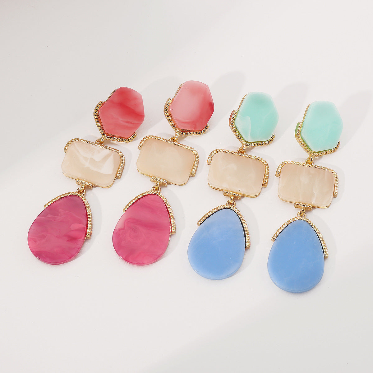 Pendientes largos colgantes bohemios geométricos de acetato y aleación con baño, para mujer