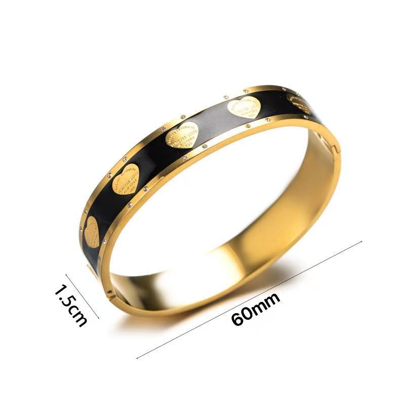 Bracciale Minimalista da Donna a Cuore in Acciaio al Titanio Placcato con Dettagli in Strass