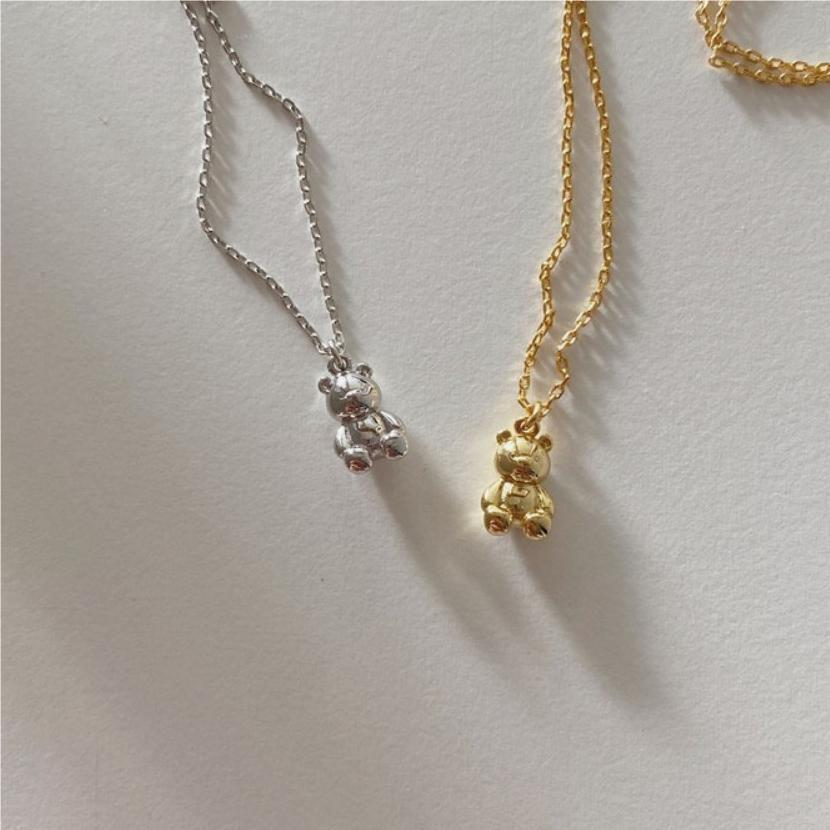 Minimalist Bear Pendant Necklace in 925 Sterling Silver with Geometric Design