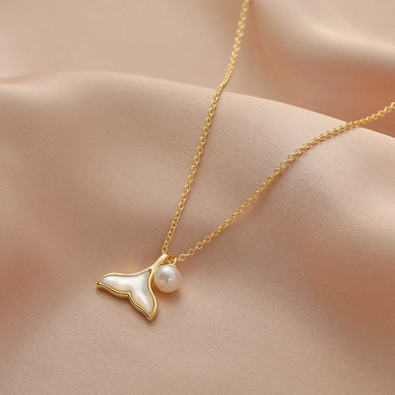 Collana da donna con coda di sirena e ciondolo in madreperla, catena a medaglione in acciaio al titanio, finitura placcata, design minimalista e di ispirazione vintage